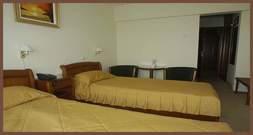 мебель для отелей, кровать односпальная деревянная